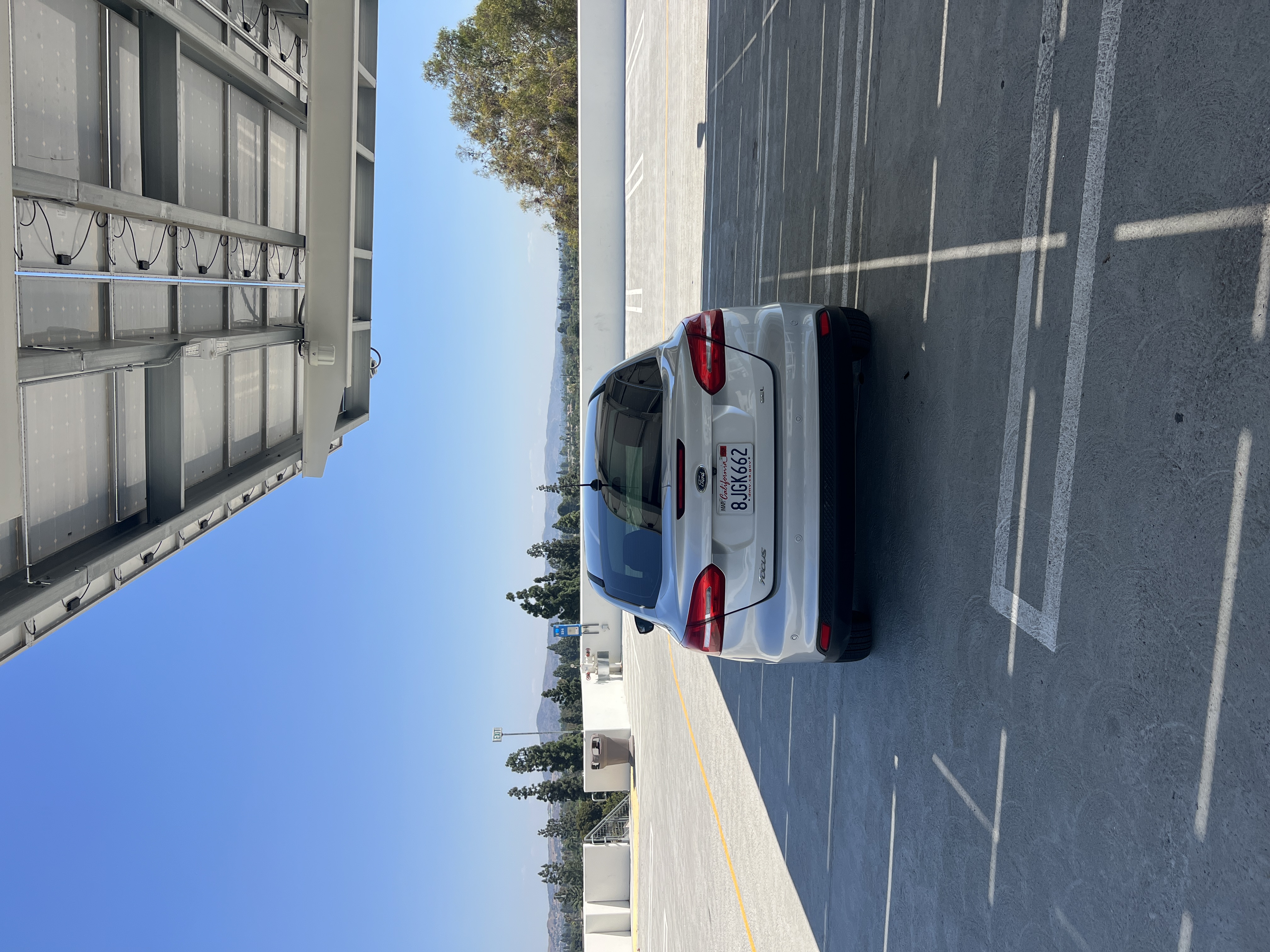 Car Photo 4